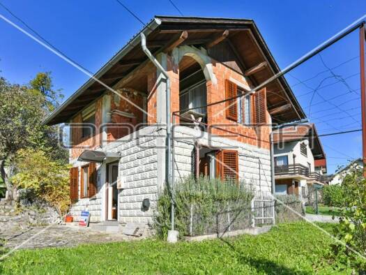Haus zum Kauf 42.000 € 3 Zimmer 80 m² Desinić