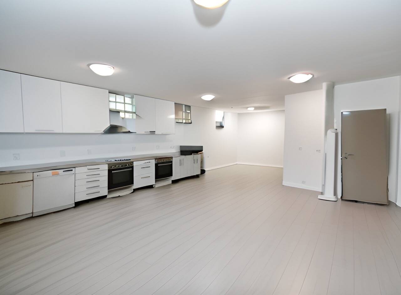 Property thumbnail 13