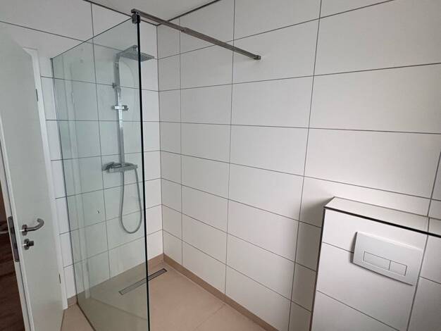 Wohnung zur Miete 830 € 2 Zimmer 83 m² frei ab sofort Fußgönheim 67136