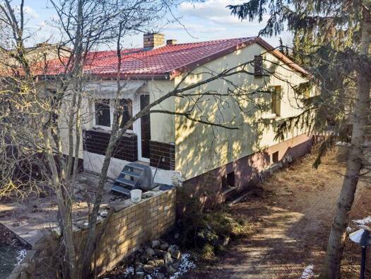 Einfamilienhaus zum Kauf 245.000 € 4 Zimmer 90 m² 1.094 m² Grundstück Nauen 14641