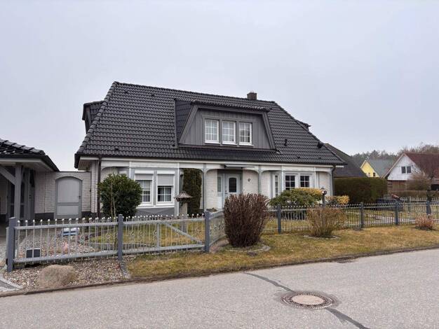 Einfamilienhaus zum Kauf 499.000 € 4 Zimmer 149 m² 844 m² Grundstück Trassenheide 17449