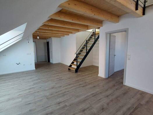 Wohnung zur Miete 740 € 2 Zimmer 90 m² frei ab 01.01.2026 Hauptstraße 5 Geisenhausen 84144