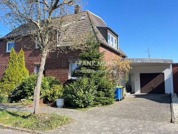 Doppelhaushälfte zum Kauf 140.000 € 4 Zimmer 82 m² 563 m² Grundstück Wickrathberg Mönchengladbach-Wickrathberg 41189