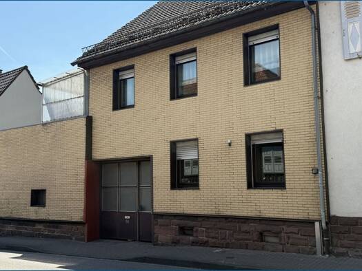 Reihenendhaus zum Kauf 247.000 € 5 Zimmer 125 m² 799 m² Grundstück Berghausen Pfinztal / Berghausen 76327