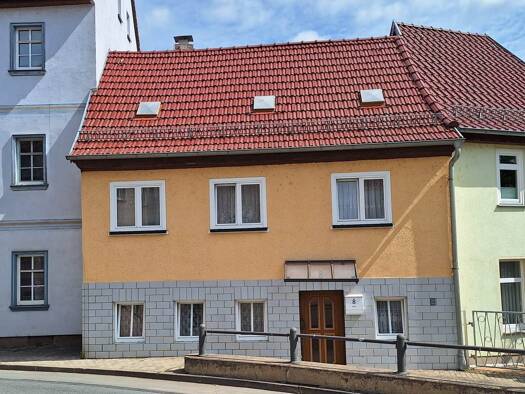 Haus zum Kauf 59.000 € 3 Zimmer 55 m² 140 m² Grundstück frei ab sofort Heimbürgestraße 8 Kahla 07768