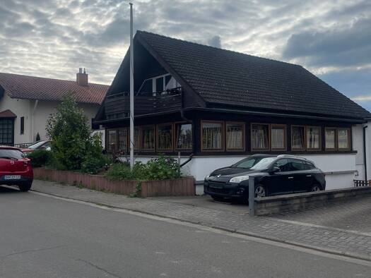 Wohnung zur Miete 700 € 4 Zimmer 99 m² EG Tiefenthaler Weg 9 Wattenheim 67319