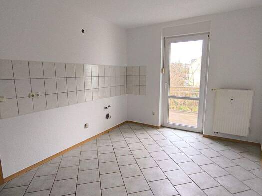 Wohnung zur Miete 600 € 3 Zimmer 75 m² Geschoss 1/3 frei ab 01.05.2026 Stendal 39576