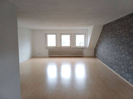 Wohnung zur Miete 720 € 4 Zimmer 115 m² Geschoss 3/4 frei ab sofort Güls Koblenz 56072
