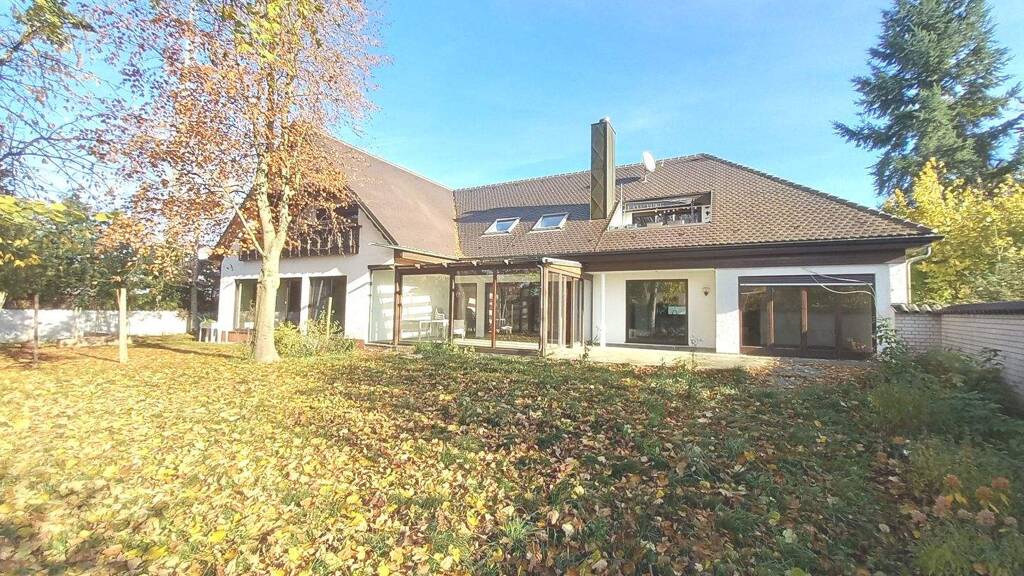 Wohnung zur Miete 1.300 € 4 Zimmer frei ab sofort Romantische Straße 35 Baldingen Nördlingen 86720