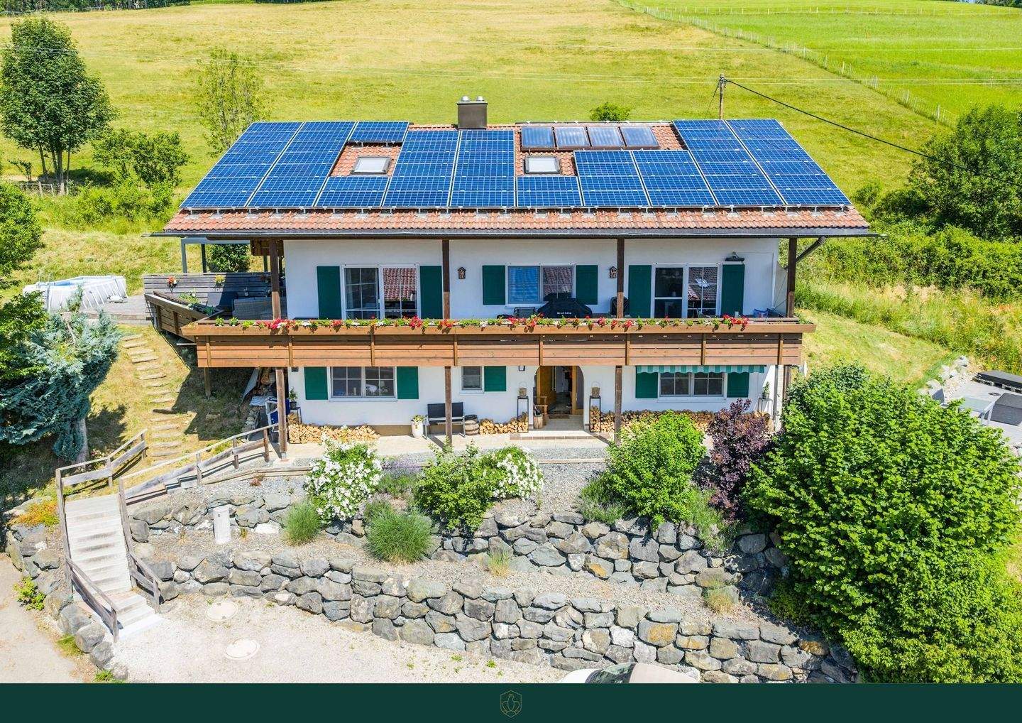 Immobilie in Rettenberg - Alpenfeeling pur: Zweifamilienhaus mit Bergblick in Rettenberg - Bild 1