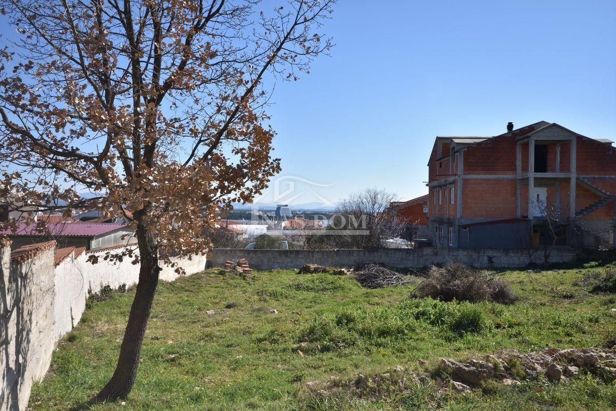 Land-/Forstwirtschaft zum Kauf 290.000 € 1.513 m²<br/>Grundstück Vodice 22211