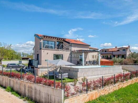 Haus zum Kauf 680.000 € 5 Zimmer 200 m² Baderna, Porec Baderna - Mompaderno