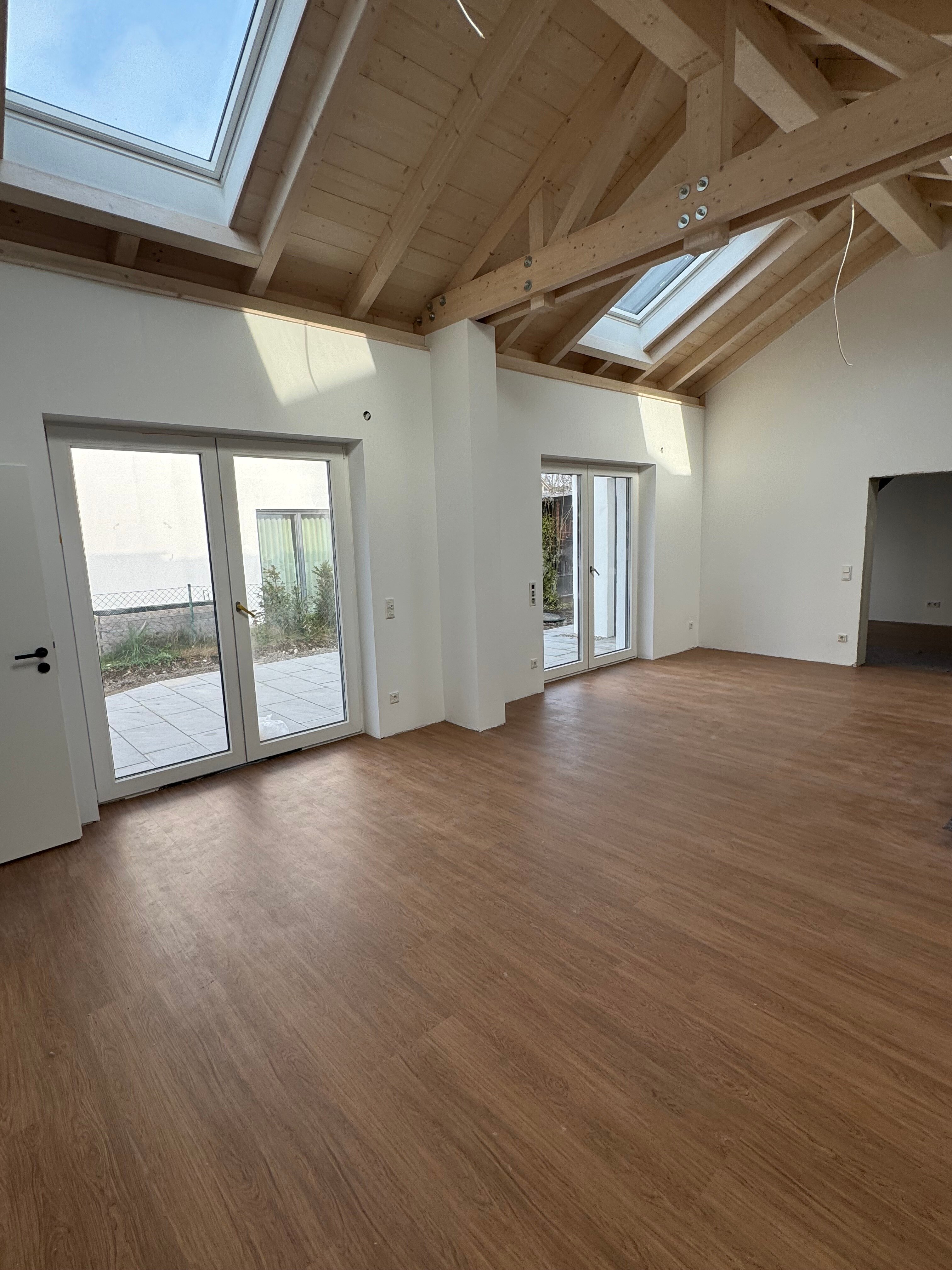 Einfamilienhaus zur Miete 2.490 € 4 Zimmer 94 m²<br/>Wohnfläche 240 m²<br/>Grundstück ab sofort<br/>Verfügbarkeit Gauting Gauting 82131