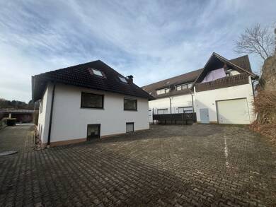 Mehrfamilienhaus zum Kauf als Kapitalanlage geeignet 450.000 € 853,1 m² 1.505 m² Grundstück Bärnfels Obertrubach 91286