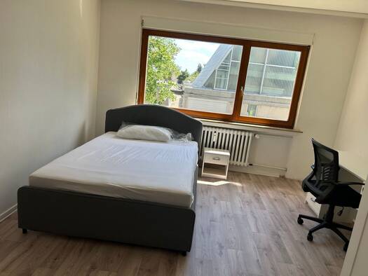 WG-Zimmer zur Miete 350 € 17 m² Geschoss 1/3 frei ab sofort Raßdörferstraße 3 Hochfeld-Steinberg Schweinfurt 97422