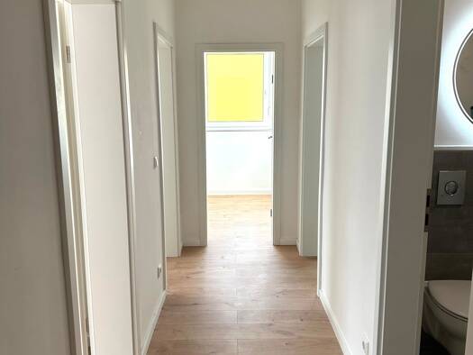 Wohnung zur Miete 1.140 € 3 Zimmer 77 m² Geschoss 3/7 frei ab sofort City Bayreuth 95444
