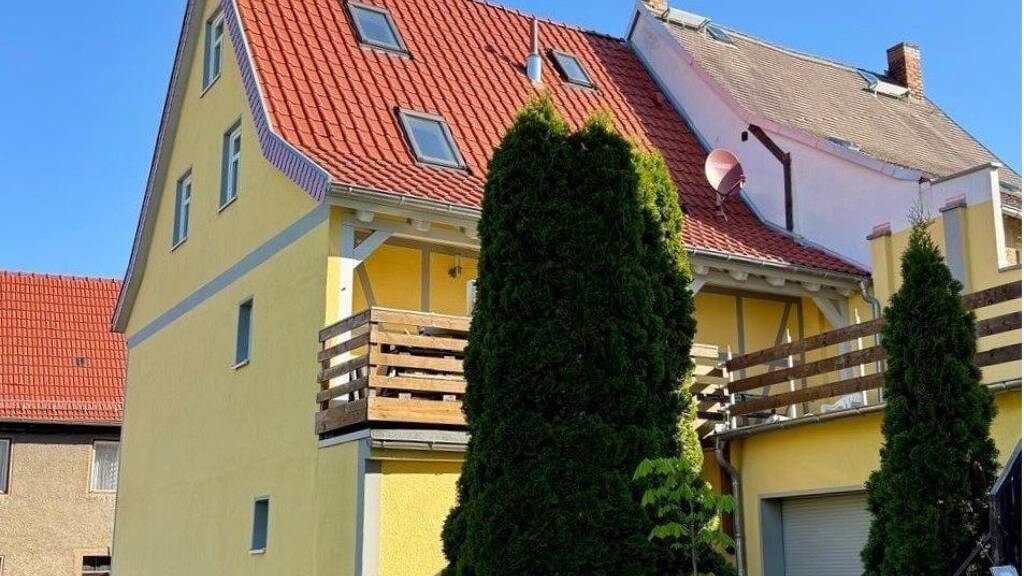 Haus zum Kauf 99.000 € 4 Zimmer 143 m² 155 m² Grundstück Eisenberg 07607