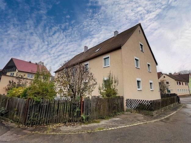 Mehrfamilienhaus zum Kauf 184.000 € 8 Zimmer 170 m² 478 m² Grundstück Weinberg Aurach 91589
