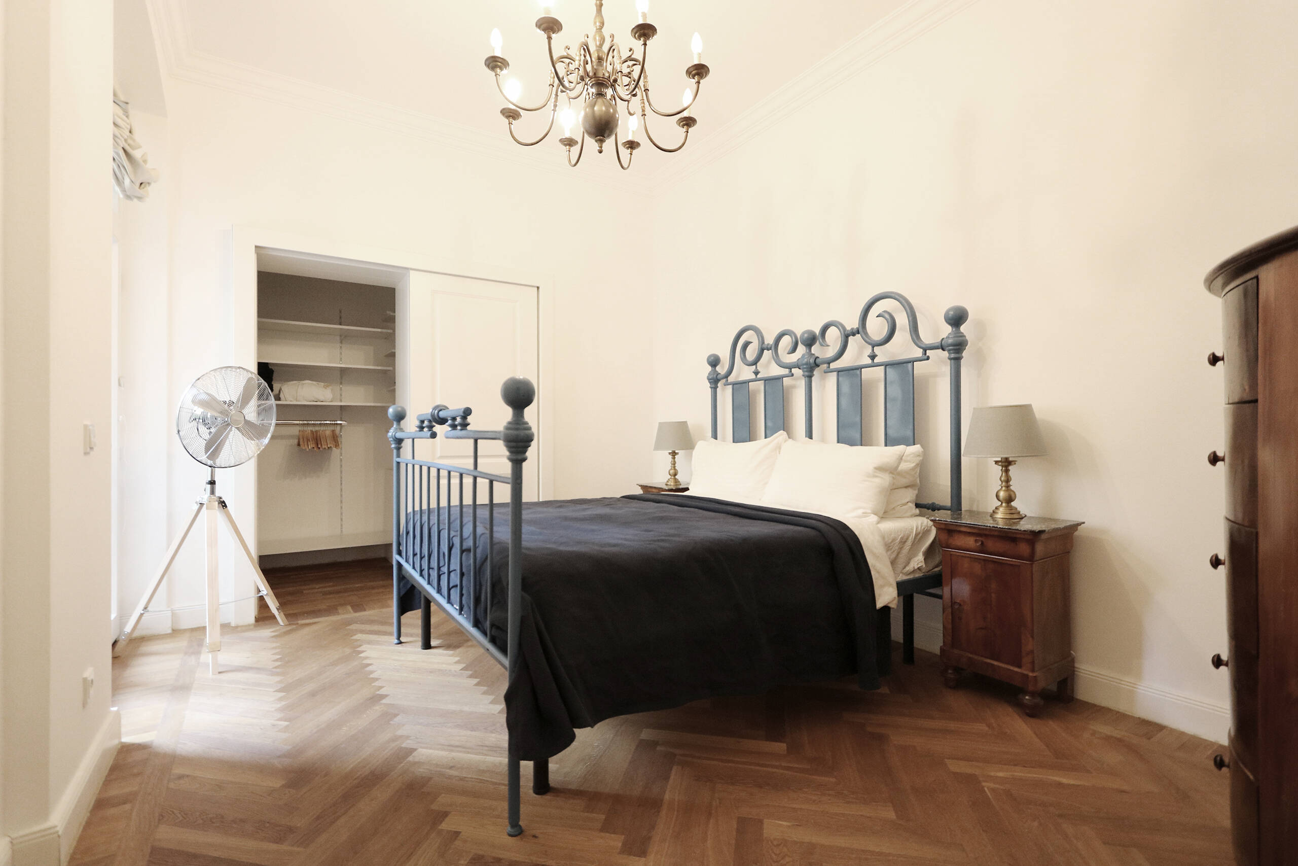 Property thumbnail 7