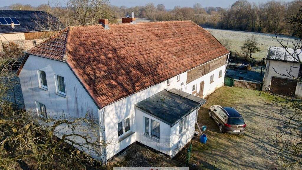 Bauernhaus zum Kauf 105.000 € 5 Zimmer 100 m² 3.925 m² Grundstück Gatschow Beggerow 17111