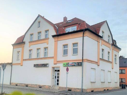 Mehrfamilienhaus zum Kauf als Kapitalanlage geeignet 489.900 € 16 Zimmer 516 m² 896 m² Grundstück Mittelgasse 1 Bad Dürrenberg Bad Dürrenberg 06231