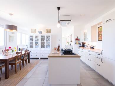 Wohnung zum Kauf 780.000 € 7 Zimmer 234 m² Soest Soest , Westf 59494