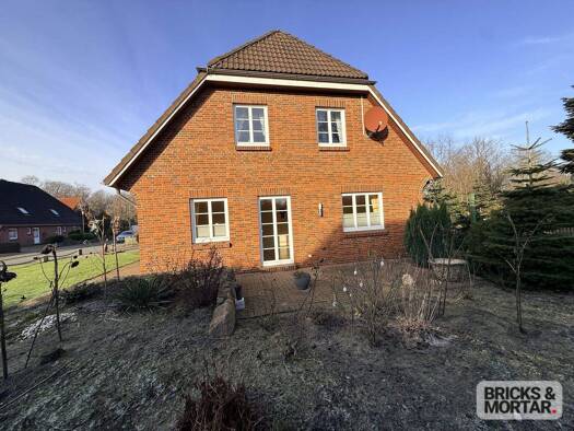 Einfamilienhaus zum Kauf 389.000 € 8 Zimmer 200 m² 789 m² Grundstück Langenhorn 25842