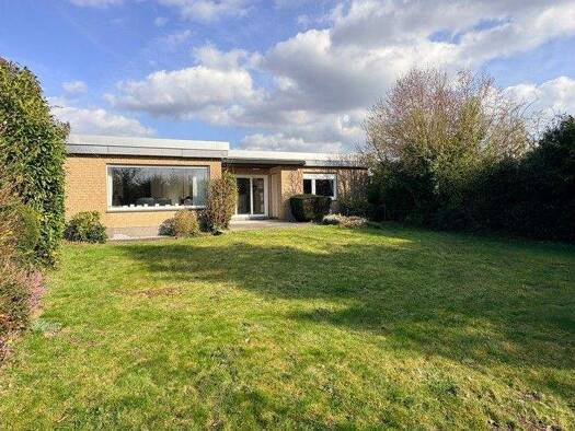 Haus zum Kauf 495.000 € 4 Zimmer 148 m² 858 m² Grundstück Niederdornberg Dornberg 33619