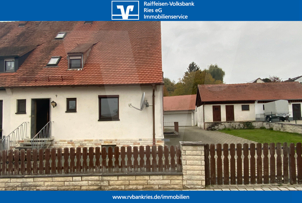 Doppelhaushälfte zum Kauf 249.000 € 8 Zimmer 181,8 m²<br/>Wohnfläche 935 m²<br/>Grundstück Wallerstein Wallerstein 86757