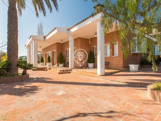 Einfamilienhaus zum Kauf 3.950.000 € 6 Zimmer 929 m² 2.027 m² Grundstück Alella 08328