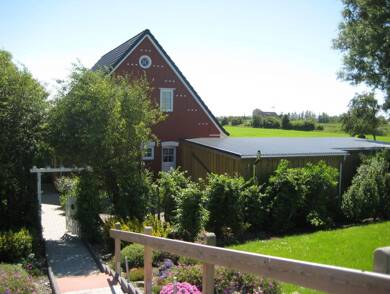 Einfamilienhaus zum Kauf 420.000 € 6 Zimmer 114 m² 1.081 m² Grundstück Pellworm 25849