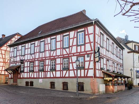 Haus zum Kauf provisionsfrei 795.000 € 8 Zimmer 370 m² 454 m² Grundstück Michelstadt Michelstadt 64720