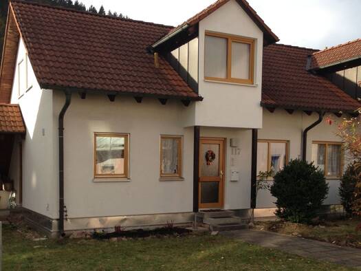 Terrassenwohnung zur Miete 695 € 4 Zimmer 94,1 m² 3. Geschoss frei ab 01.12.2025 Berneckstr. 117 Schramberg 78713