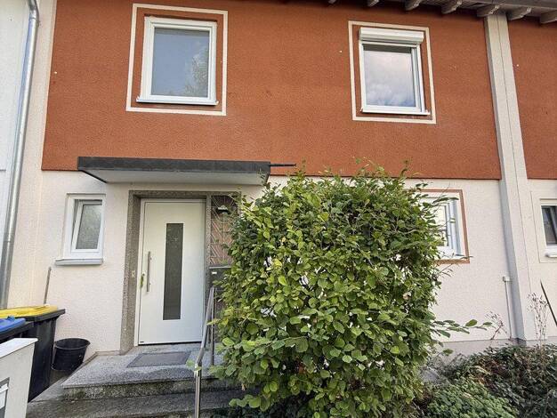 Reihenmittelhaus zur Miete 1.350 € 4 Zimmer 90 m² 220 m² Grundstück frei ab 01.10.2026 Mindelheim Mindelheim 87719