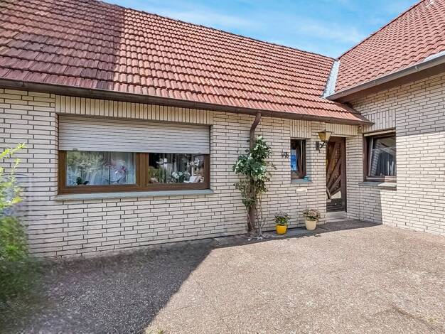 Reihenmittelhaus zum Kauf 259.900 € 4 Zimmer 107 m² 2.585 m² Grundstück Schloß Holte Schloß Holte-Stukenbrock 33758