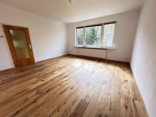 Wohnung zur Miete 640 € 2,5 Zimmer 80 m² 2. Geschoss Coburg 96450