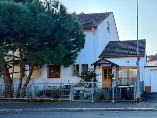 Doppelhaushälfte zum Kauf 570.000 € 5 Zimmer 154 m² 227 m² Grundstück Griesheim West 65933
