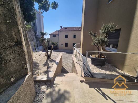 Wohnung zum Kauf - Erstbezug 175.000 € 1 Zimmer 38,5 m² Geschoss 1/4 Podstrana 21312