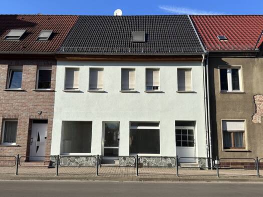 Haus zum Kauf 180.000 € 7 Zimmer 219,1 m² 344 m² Grundstück Raguhn Raguhn-Jeßnitz 06779