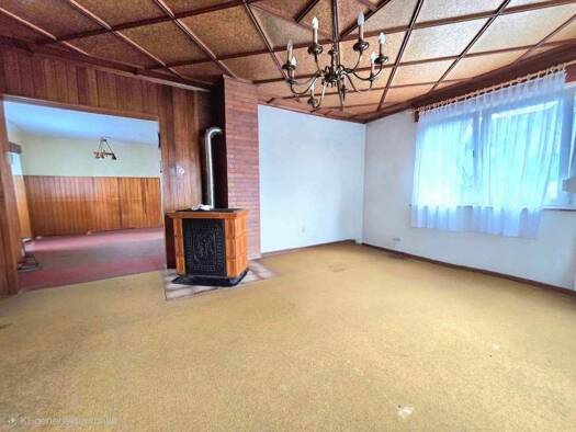 Einfamilienhaus zum Kauf 125.000 € 5,5 Zimmer 138 m² 398 m² Grundstück Schwalbach Schöffengrund 35641