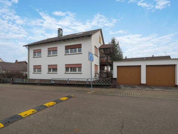 Mehrfamilienhaus zum Kauf 695.000 € 6 Zimmer 169,7 m² 830 m² Grundstück Linkenheim Linkenheim-Hochstetten 76351