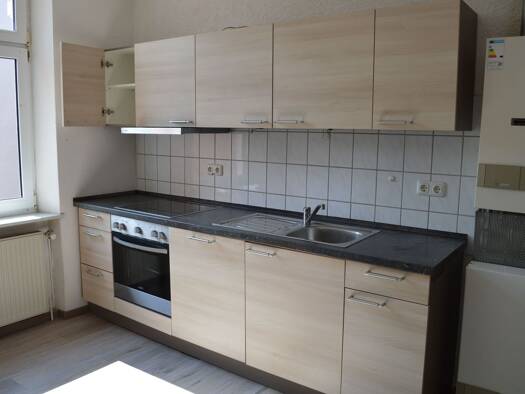 Wohnung zur Miete 400 € 2 Zimmer 65 m² 2. Geschoss frei ab sofort Bahnhofstraße 1 1/2 Innenstadt Hof 95028