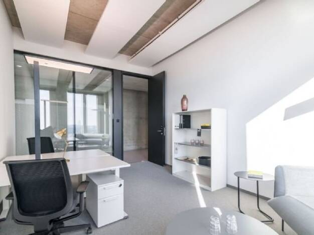 Büro-/Praxisfläche zur Miete 939 € 10 m² Bürofläche teilbar von 10 m² bis 50 m² Brüsseler Straße 1-3 Gallus Frankfurt am Main 60528
