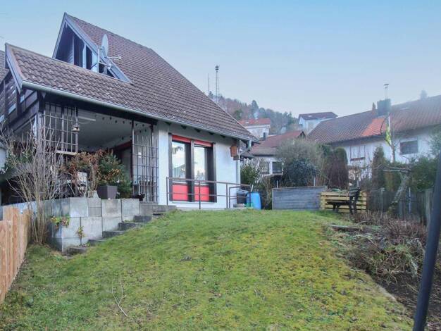 Sonstiges zum Kauf als Kapitalanlage geeignet 219.000 € 5 Zimmer 133 m² 235,3 m² Grundstück Pfeffingen Albstadt 72459