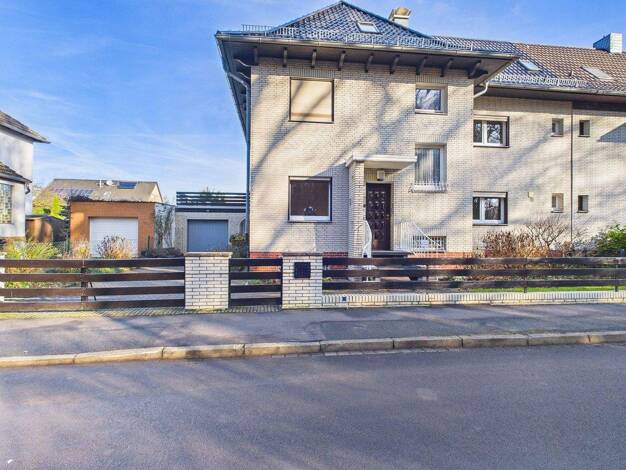 Mehrfamilienhaus zum Kauf 349.000 € 5 Zimmer 156 m² 510 m² Grundstück Sehnde 31319