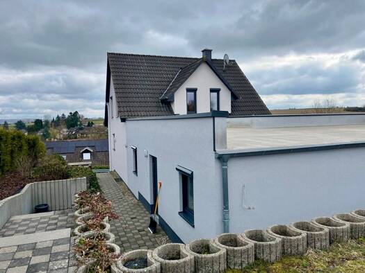 Immobilie zum Kauf 460.000 € 6 Zimmer 215 m² 755 m² Grundstück frei ab 01.12.2026 Udenhain Brachttal 63636