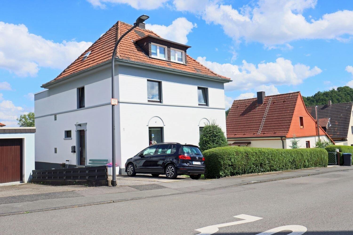 Mehrfamilienhaus zum Kauf 339.000 € 7 Zimmer 158,7 m²<br/>Wohnfläche 588 m²<br/>Grundstück Grundschöttel Wetter 58300