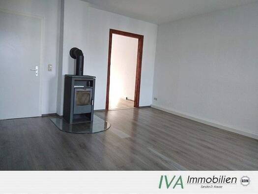 Wohnung zur Miete 300 € 2 Zimmer 52 m² 3. Geschoss Rathausplatz Innenstadt Riesa 01589