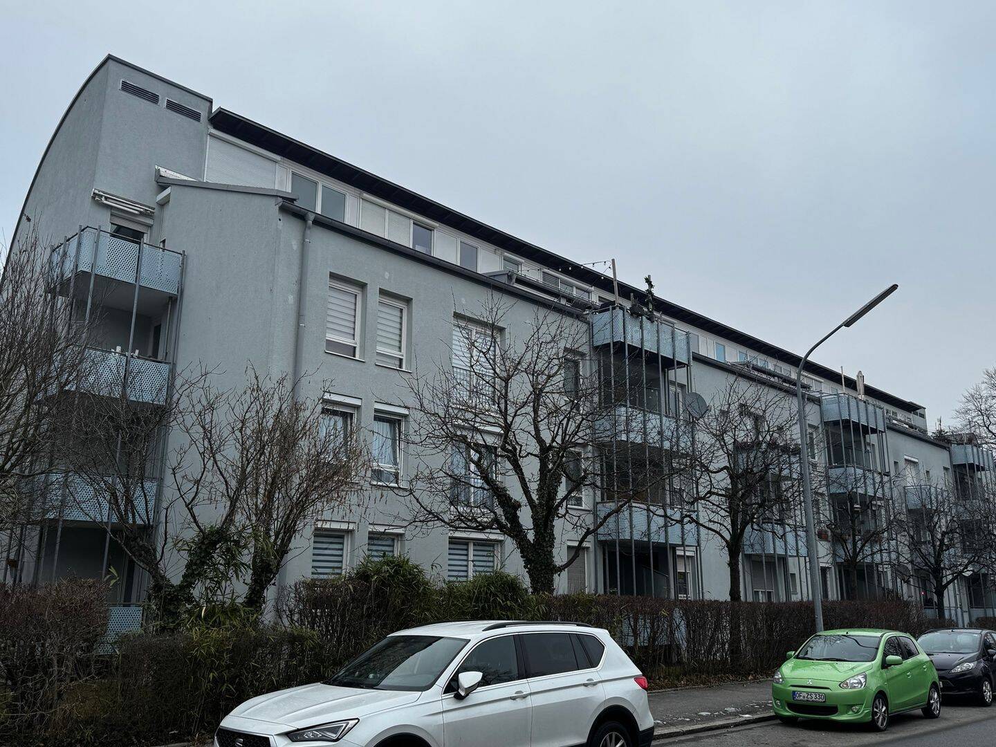 Property thumbnail 2