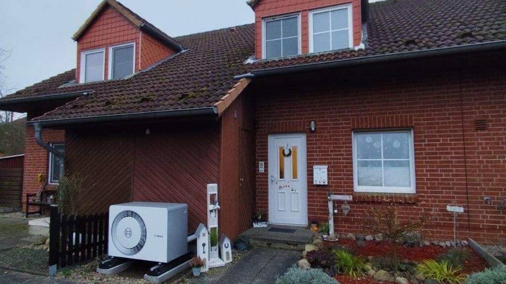 Reihenmittelhaus zum Kauf 260.000 € 4 Zimmer 96 m² 340 m² Grundstück Jesendorf 19417